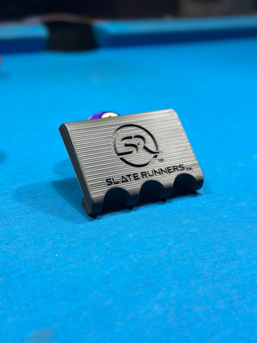 Slate Runners 3 Cue Holder
